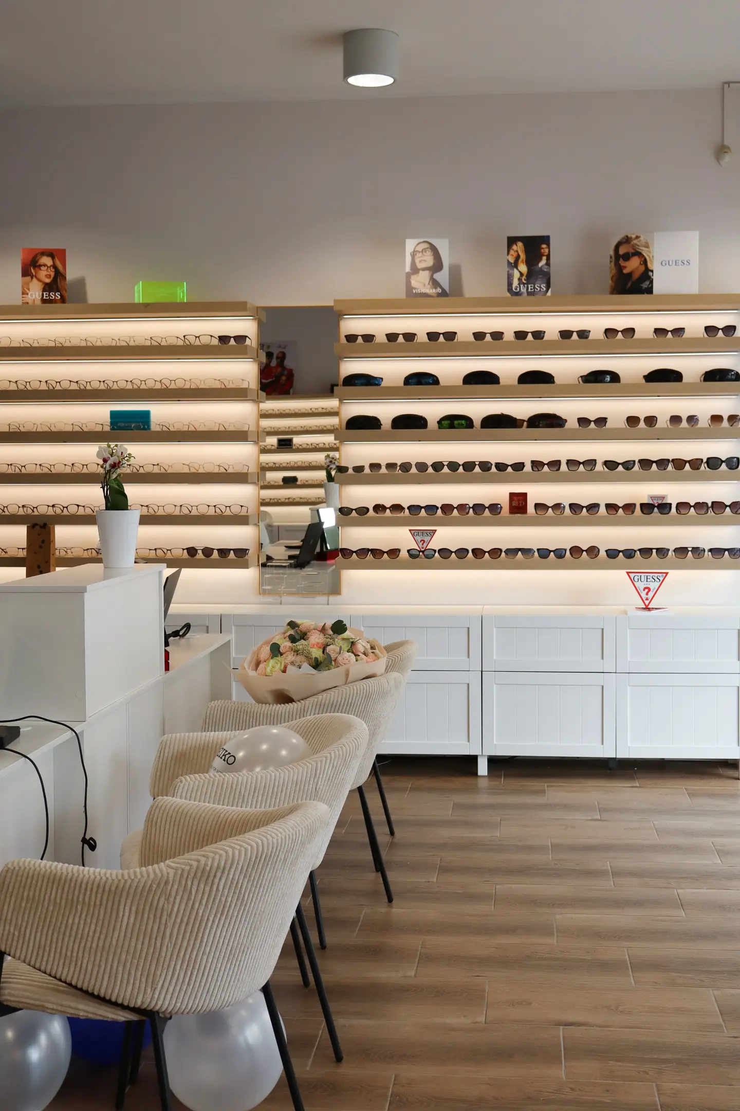 Strefa doboru opraw w salonie Lumenia Optica